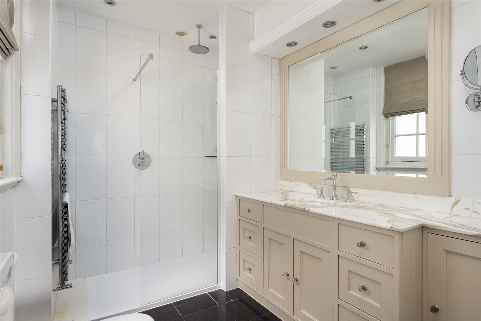 Basmore Lane, Lower Shiplake, Henley-on-Thames